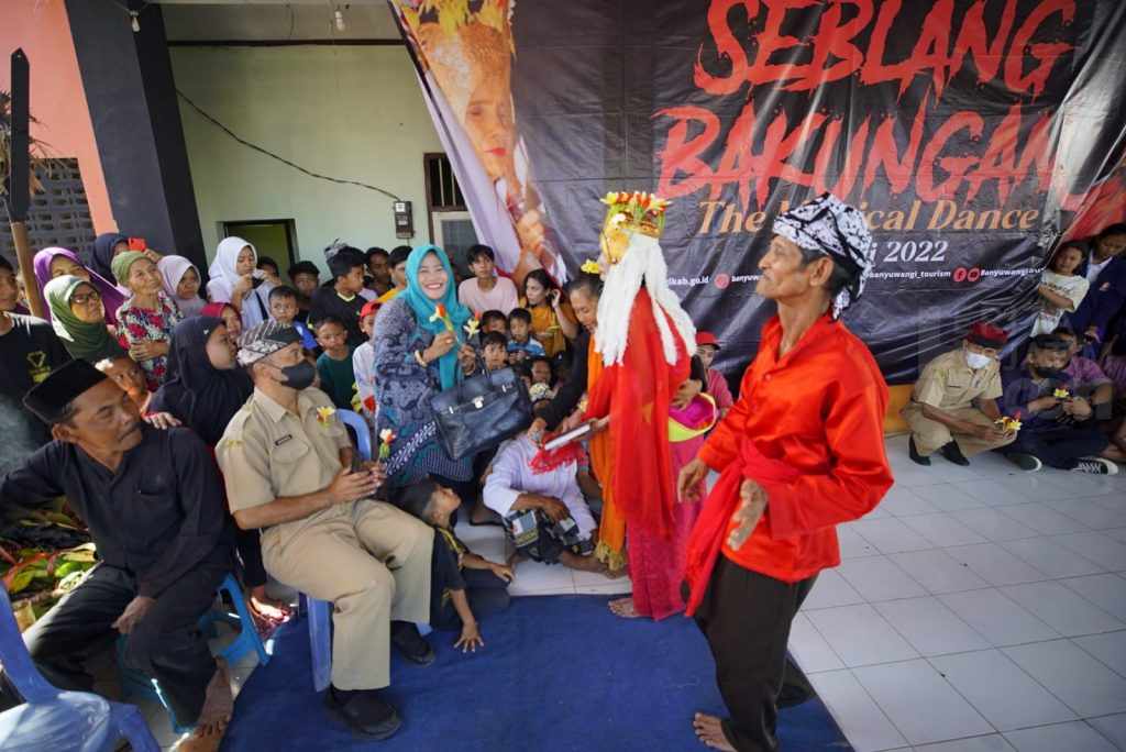 Penari Seblang Bakungan Kerasukan Lagi, Ritual Sakral Banyuwangi Diulang