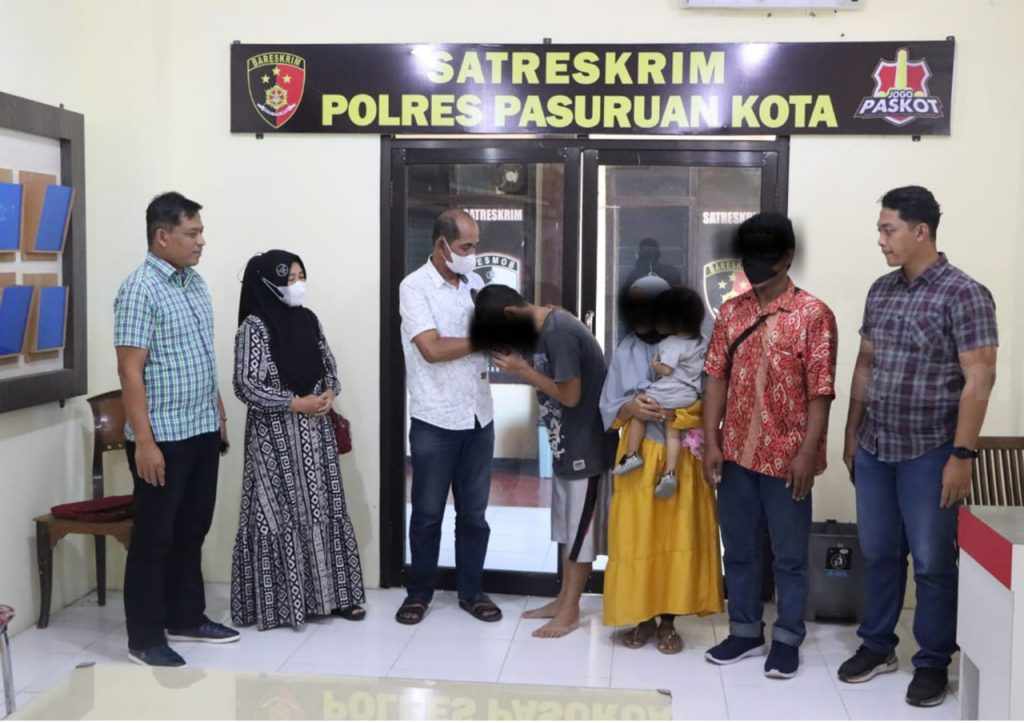 Petugas Kebersihan Dibebaskan Oleh Satreskrim Polresta Pasuruan Setelah Ambil Uang Rp 28,5 Juta