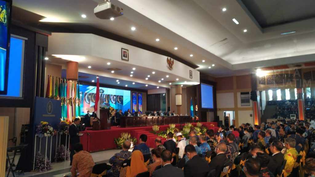 Surya Paloh Dianugerahi Gelar Doktor Honoris Causa oleh FISIP Universitas Brawijaya Malang