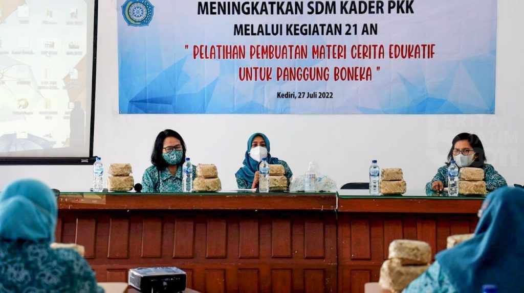 Ketua TP PKK Kota Kediri: Cerita Jadi Media Pupuk Kreativitas, Kemampuan Imajinasi dan Pendidikan Karakter Anak