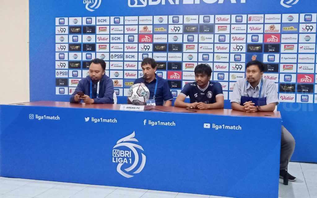 Arema FC Raih Kemenangan Dramatis Atas PSIS Semarang