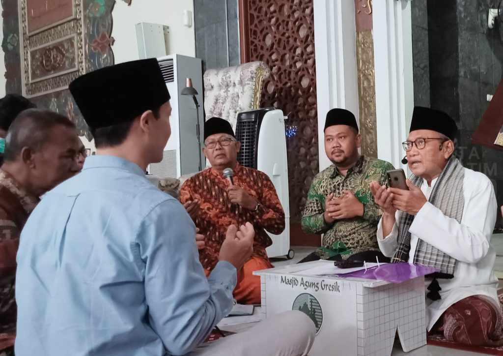 Bupati Gresik Jadi Saksi Warga Thailand Ucap Kalimat Syahadat