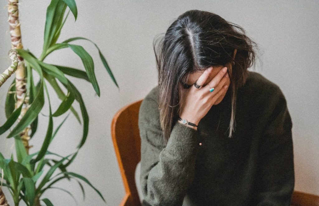Apa Itu Self-Abandonment? Kenali 4 Ciri-ciri Ini Agar Tak Rugikan Diri Sendiri