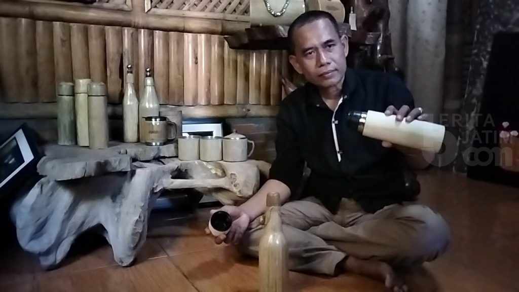 Manfaatkan Bahan Sekitar Rumah, Warga Mojokerto Sukses Kembangkan Produk Olahan Bambu