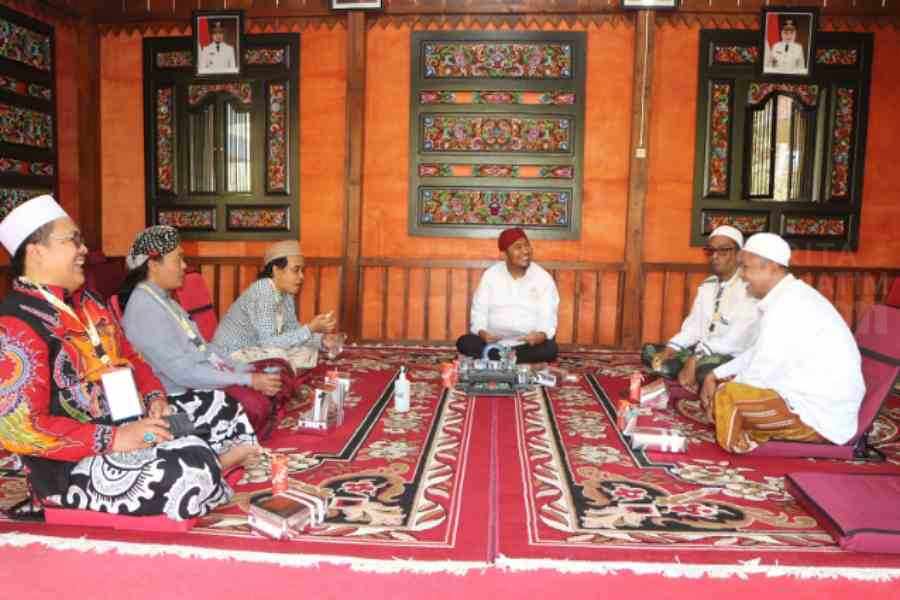 Ngopi Teras di Pendopo Agung Sumenep, Ajang Masyarakat Curhat Langsung ke Bupati