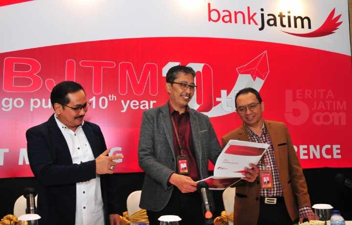 Bank Jatim Raih Laba Rp 815 M Tengah Tahun 2022
