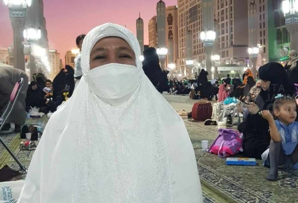 Dari Madinah, Khofifah Tegaskan Semua Gerai Holywings di Jatim Sudah Ditutup!