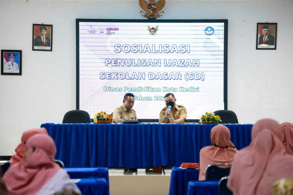 Dindik Kota Kediri Gelar Sosialisasi Penulisan Blangko Ijazah