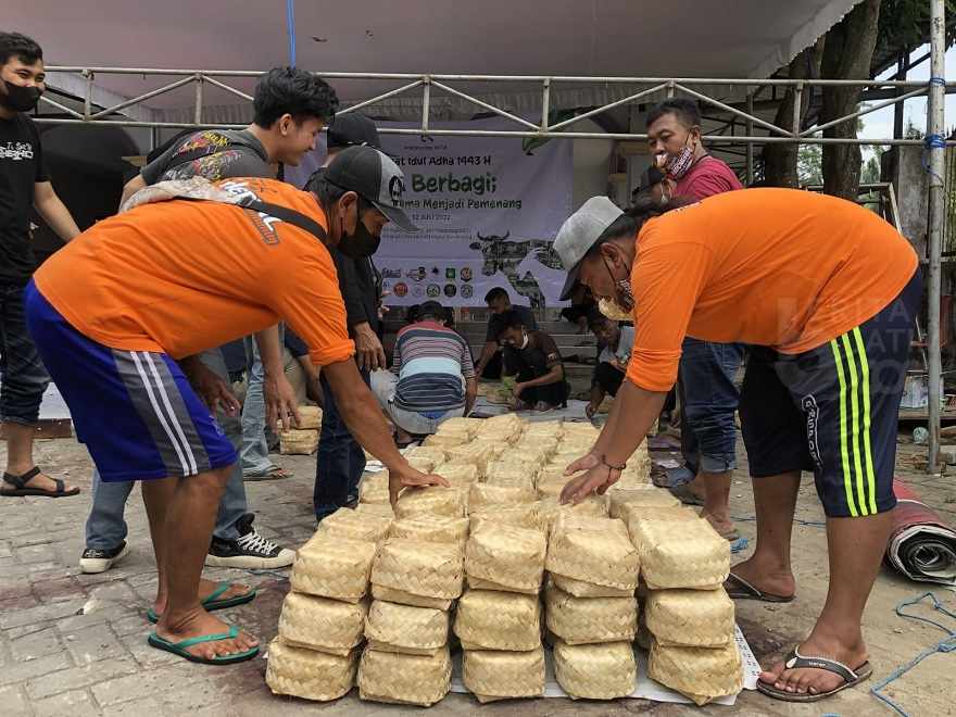 Kolaborasi KITA Jombang Distribusikan Daging Kurban Ramah Lingkungan