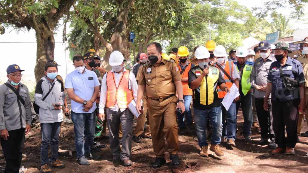 Jalan Baru Diperbaiki Kok Rusak? Ini Penjelasan Bupati Jember Hendy
