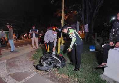 Pensiunan PNS Ngawi Ditabrak Truk, Terseret 20 Meter Hingga Meninggal Dunia kecelakaan