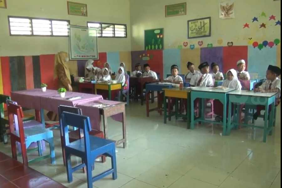 Krisis Siswa Baru Dialami 3 SDN di Lamongan
