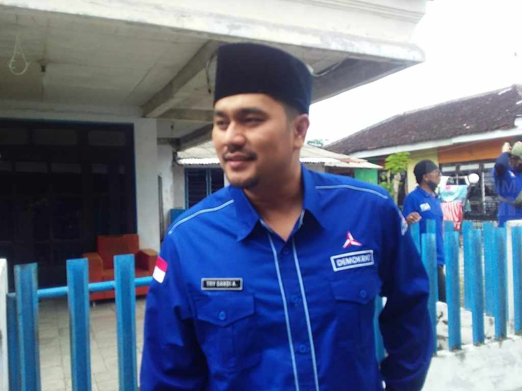 Try Sandi Terancam Didepak dari Kursi Ketua Demokrat Jember Ketua DPC Partai Demokrat Jember Try Sandi Apriana