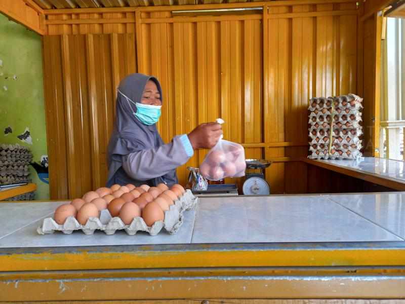 Harga Telur dan Daging Ayam Masih Mahal