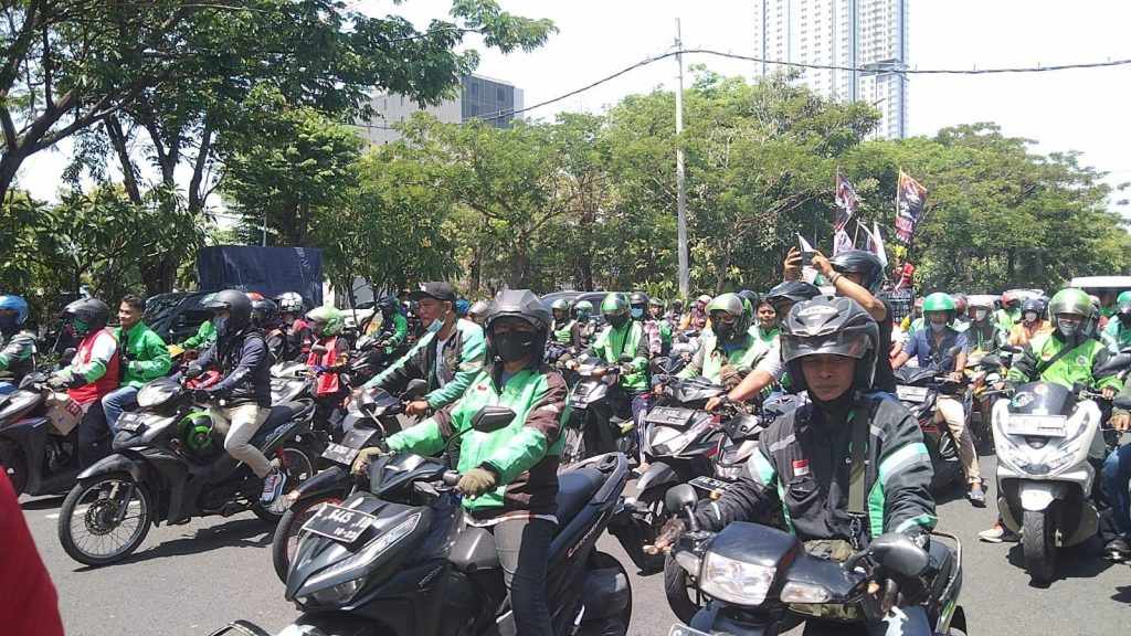 Massa Aksi Sweeping Ojol, Frontal: Tidak Ada Instruksi Itu