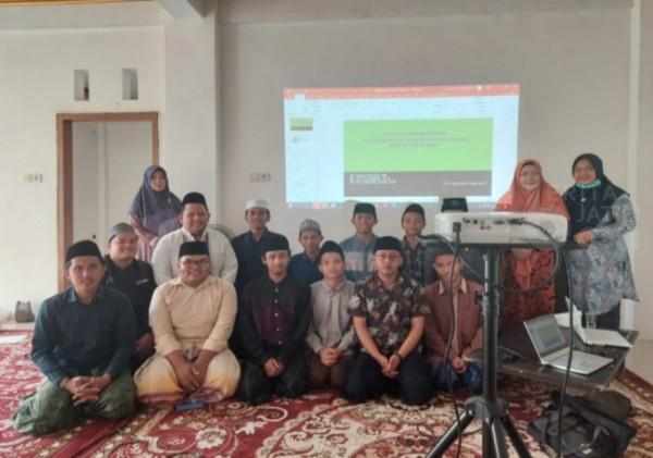 Tim PKM Unikama Bantu Manajemen Usaha Pondok Pesantren Asy-Syadzili