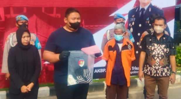Bejat! Kakek 80 Tahun Cabuli Anak SD di Surabaya
