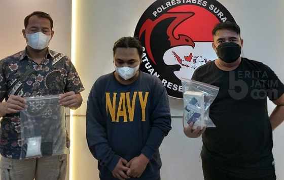 Ambil 50 Gram Sabu di Tropodo, Bandar di Surabaya Keok Diborgol Polisi