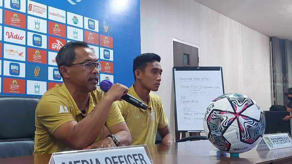 Permintaan Persebaya Dikabulkan PT LIB, Aji Santoso Apresiasi Aksi Bonek