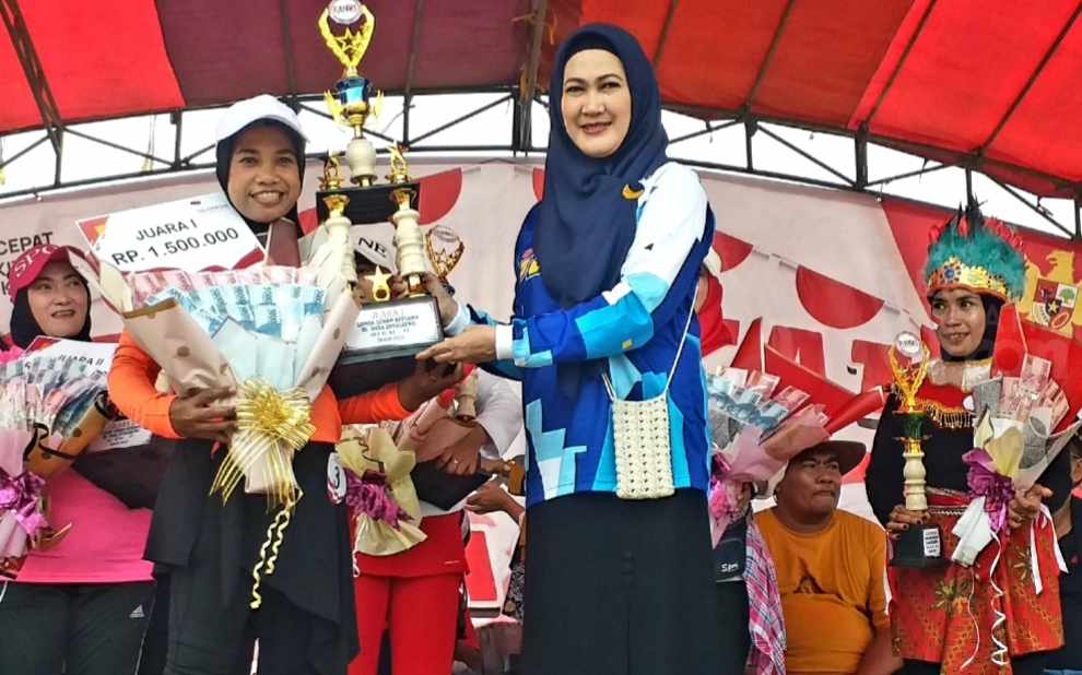 LMA Datang, Masyarakat Tepuk Tangan