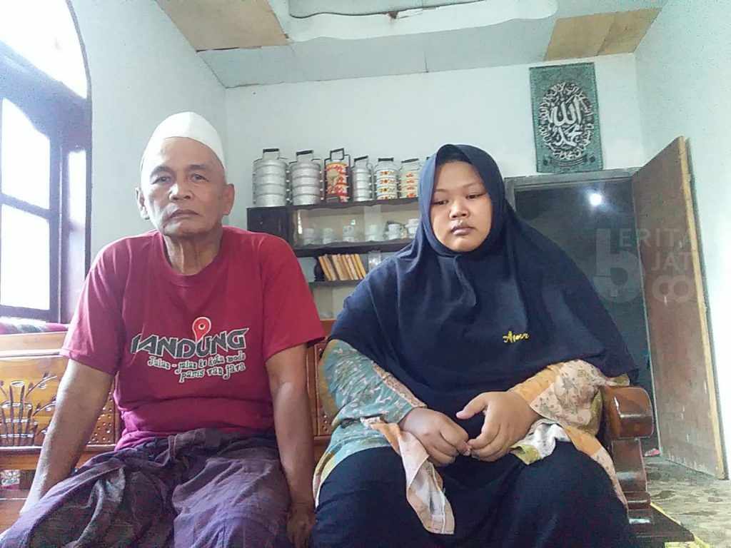 Kisah Seorang Gadis dan Ayah yang Selamat dari Kecelakaan Truk Terguling di Jember