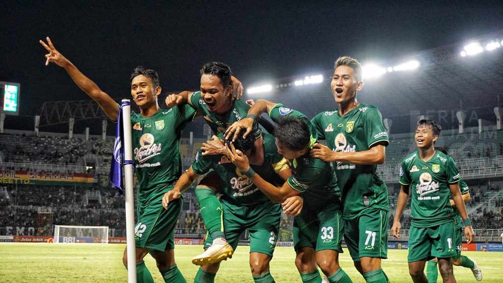 Puas Dengan Permainan Persebaya, Aji Santoso Sebut Pemain Muda Bisa Bersaing Dengan Apik