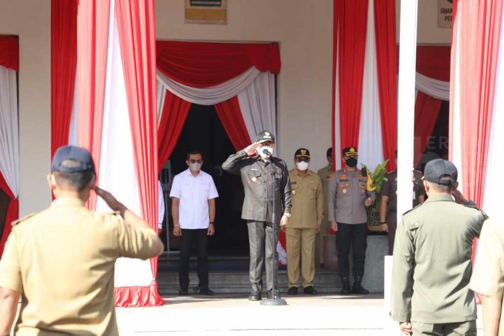 Wali Kota Malang Sutiaji Bagikan 10 Juta Bendera Merah Putih Untuk Hari Kemerdekaan