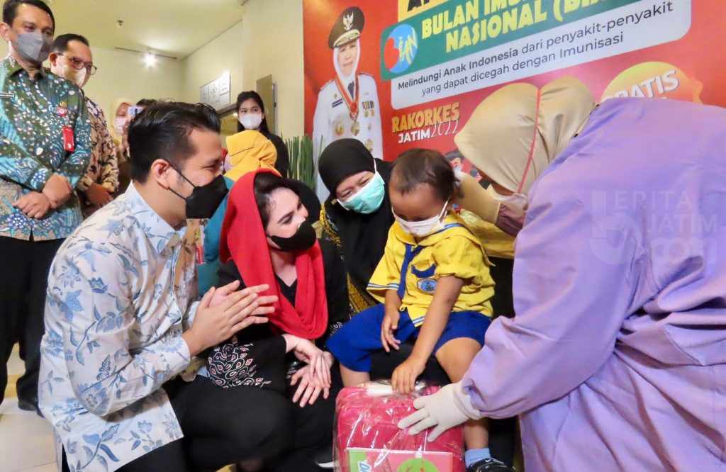 Emil-Arumi Berbagi Cerita Putranya yang Kena Campak pada Peresmian BIAN