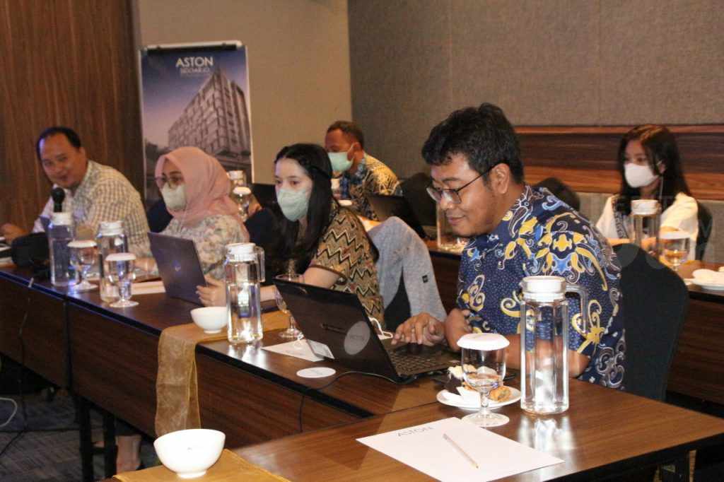 Stikosa-AWS dan Kominfo Gelar Pelatihan Talent Scouting Academy untuk Mahasiswa