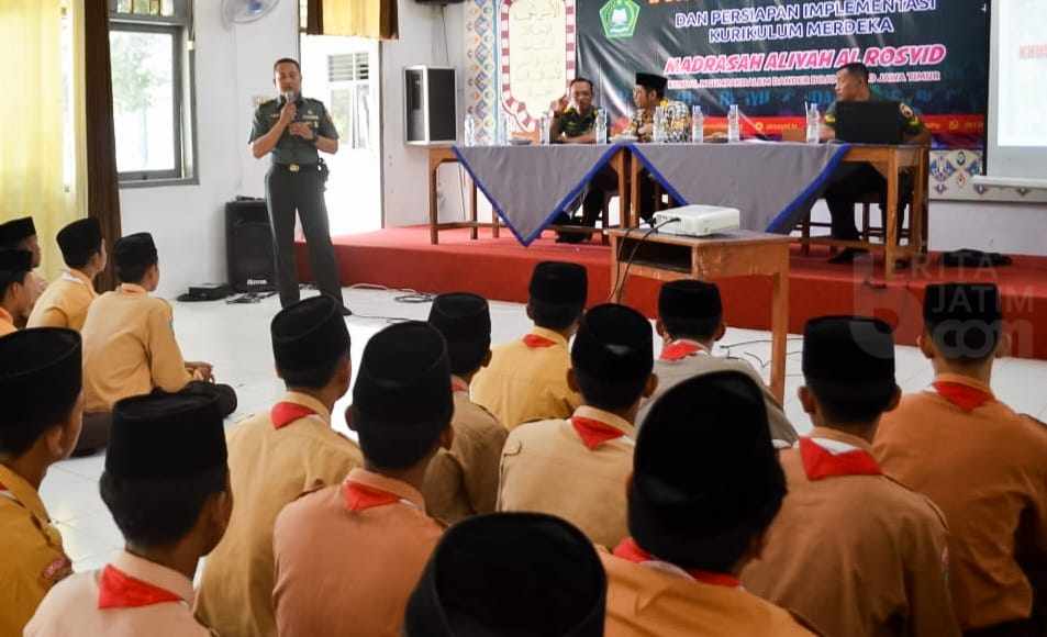 Kodim Bojonegoro Kampayekan Penerimaan TNI AD Jalur Santri dan Lintas Agama