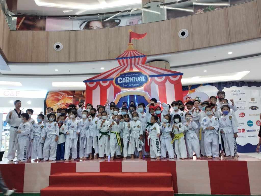 Jaguar Surabaya Dominasi Perolehan Emas di Indonesia Taekwondo League 2022
