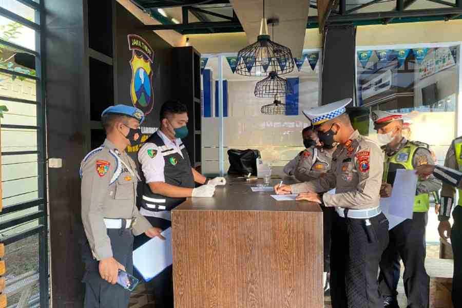 Gelar Tes Urine, Kapolres Lamongan: Saya Tindak Tegas dan Pecat Anggota yang Main Narkoba