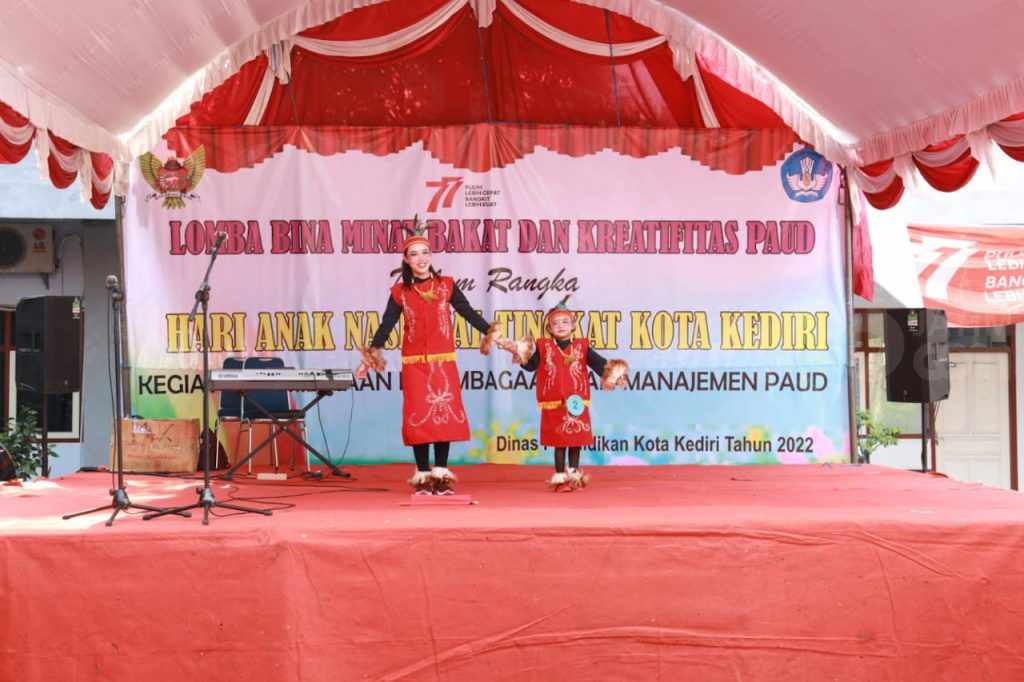Peringati HAN, Dinas Pendidikan Kota Kediri Wadahi Bakat Seni Siswa PAUD