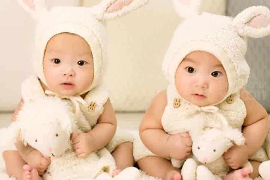 7 Inspirasi Nama Bayi Laki-laki dan Perempuan Lahir Bulan Agustus, Lengkap dengan Artinya