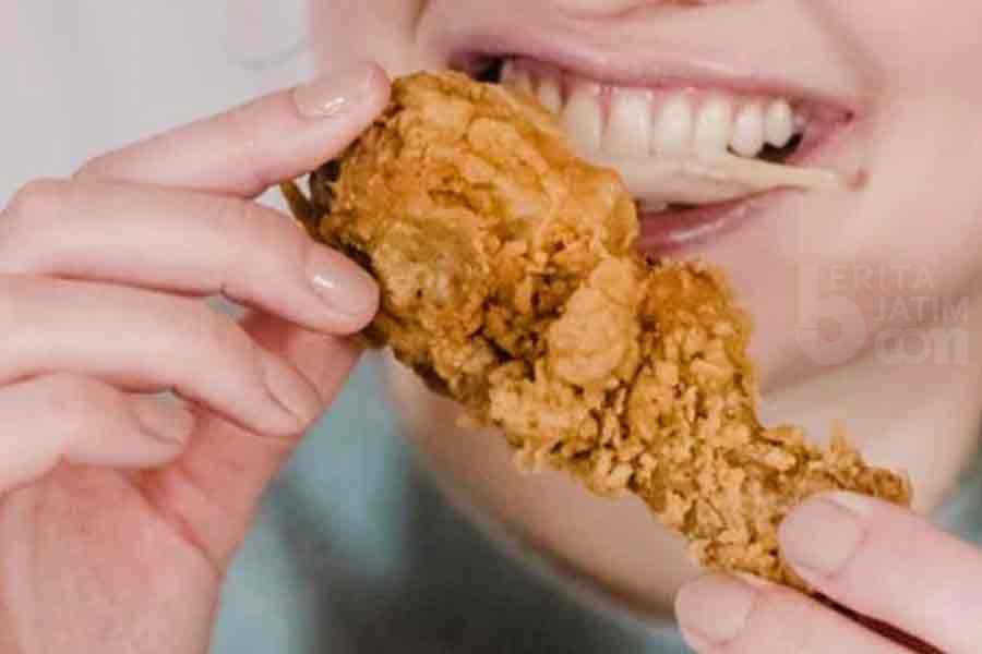 Doa Sebelum dan Sesudah Makan Agar Setan Tak Bisa Ikut