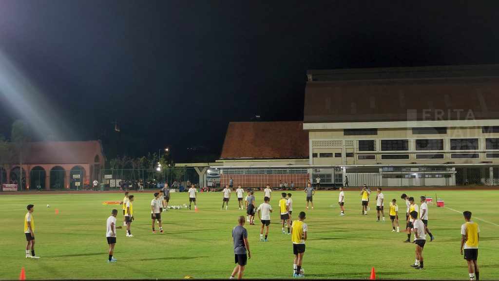 Jelang Kualifikasi AFC Cup U-20, Pemain Timnas Jajal Lapangan Thor Surabaya