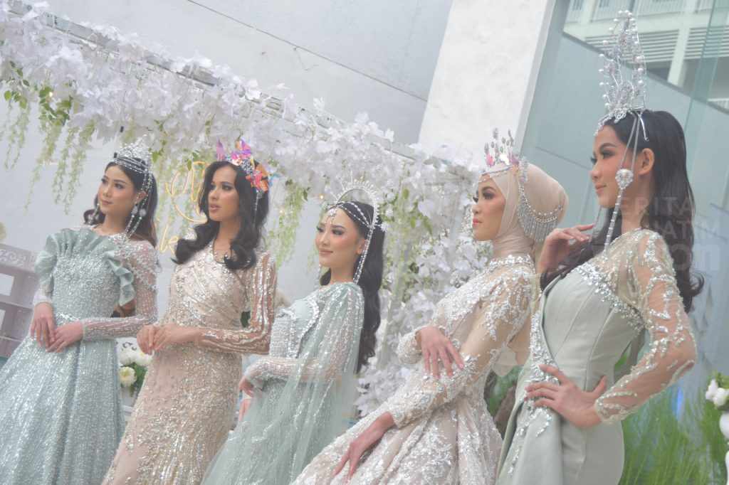 Desainer Surabaya Chatherine Wong Ajak Kolaborasi Dobrak Batas Kultural