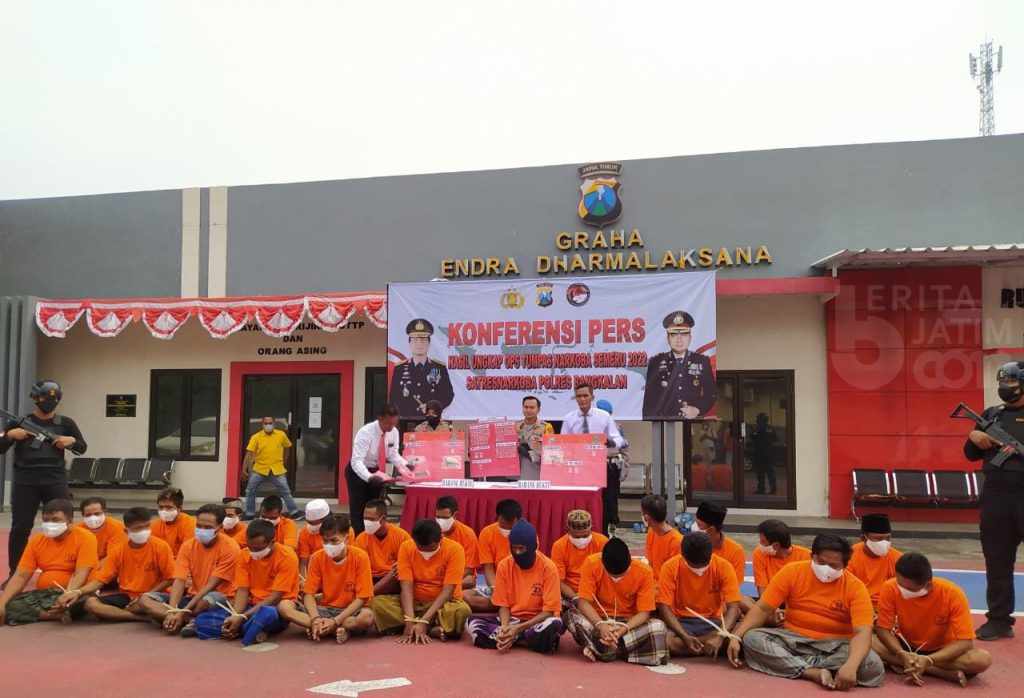 Polisi Amankan Anak di Bawah Umur Jadi Kurir Sabu di Bangkalan