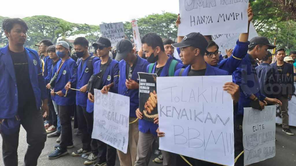 Gelombang Penolakan BBM di Kota Malang Terus Menggema