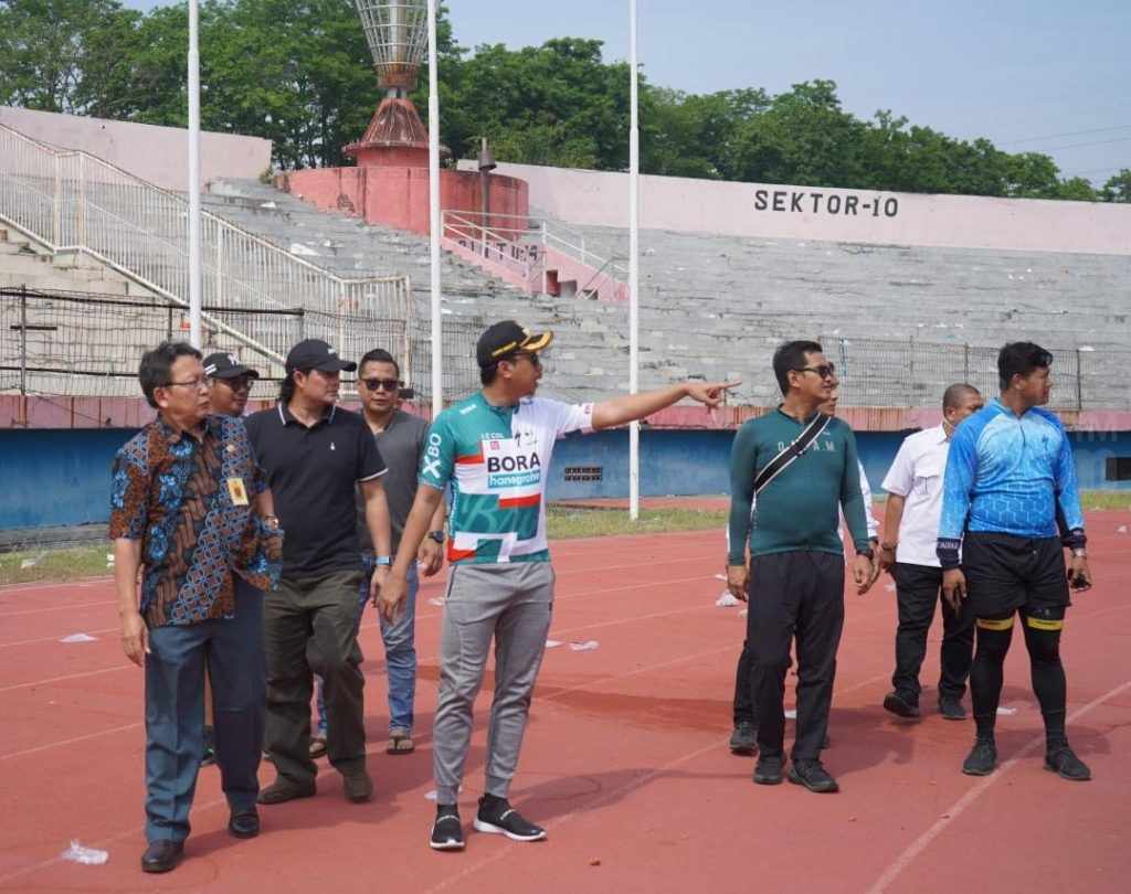Bupati Sidak GOR Delta Sidoarjo, Kerusakan Akibat Ulah Suporter Capai Ratusan Juta