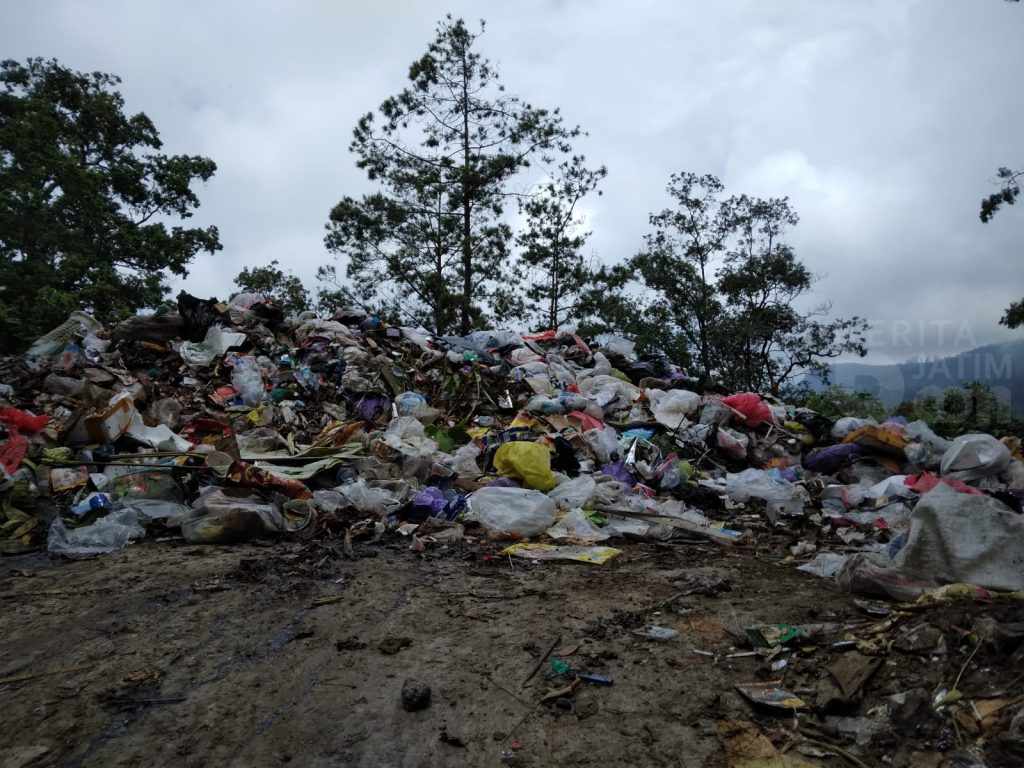 Sampah di Telaga Sarangan Overload, Pemkab Magetan Bilang Begini