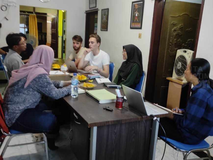 Mahasiswa Norwegia Kunjungi Rumah Kolaborasi, Belajar Dinamika Migas di Bojonegoro