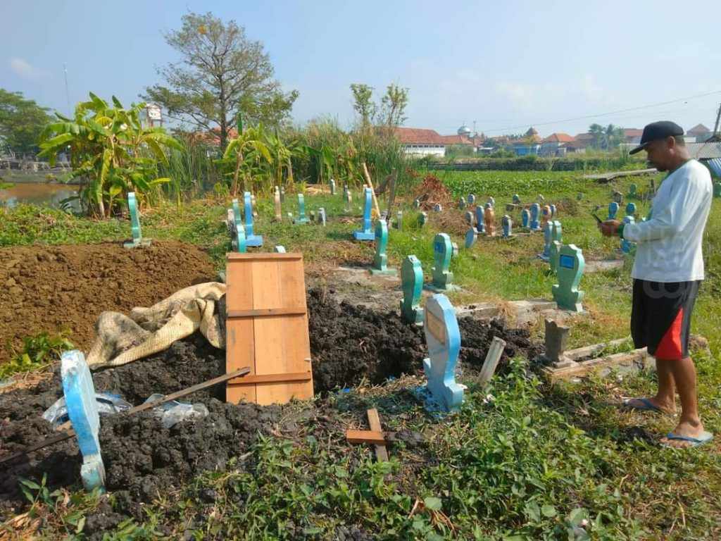 Meninggal Jumat Legi, Makam Warga Lamongan Dibongkar, Tali Pocong Hilang