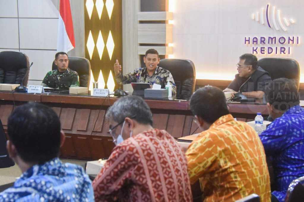 Wali Kota Kediri Siapkan SIASAT dan Jaring Pengaman Sosial untuk Redam Gejolak Akibat Kenaikan Harga BBM