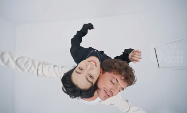 Trending di YouTube, Ini Lirik dan Arti Lagu ‘Left and Right’ – Charlie Puth ft Jungkook BTS