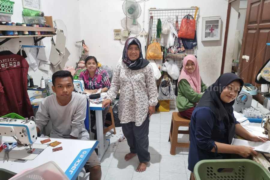 Tas Karya Difabel UMKM Tiara Handicraft ‘Pelesiran’ ke Virginia