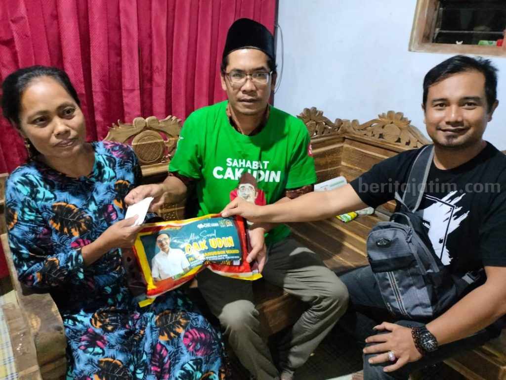 Anggota DPR RI Cak Udin Turunkan Relawan dan Bantuan untuk Korban Banjir di Malang