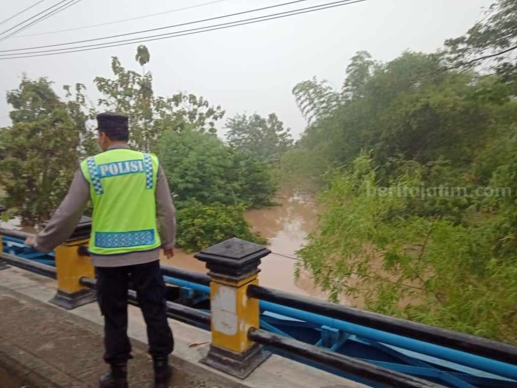 5 Kecamatan Berpotensi Banjir, Polres Ngawi Pantau Aliran Sungai