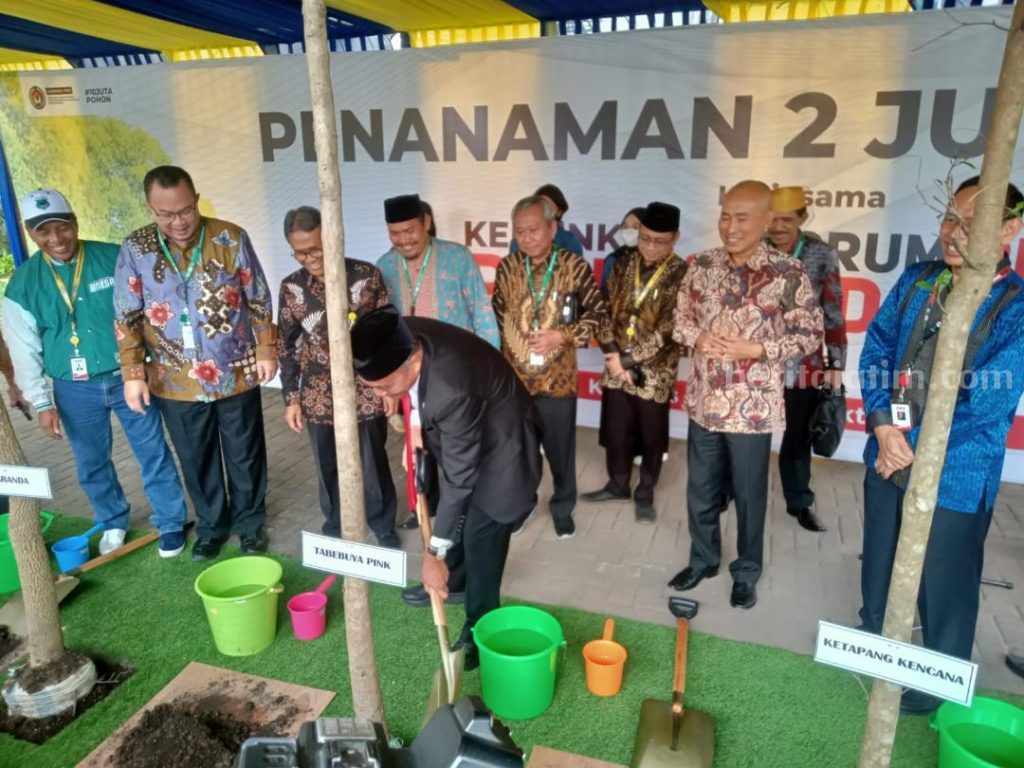 Unair Tuan Rumah Konferensi Forum Rektor Indonesia 2022