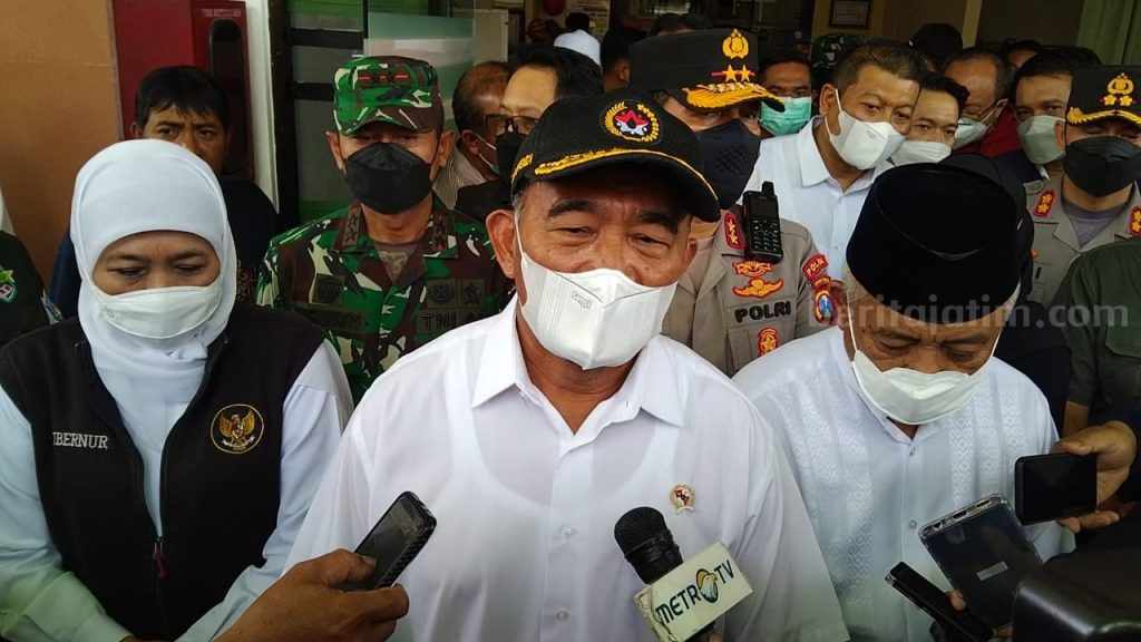 Jenguk Korban Kerusuhan, Menko PMK: Suporter Meninggal Dapat Santunan